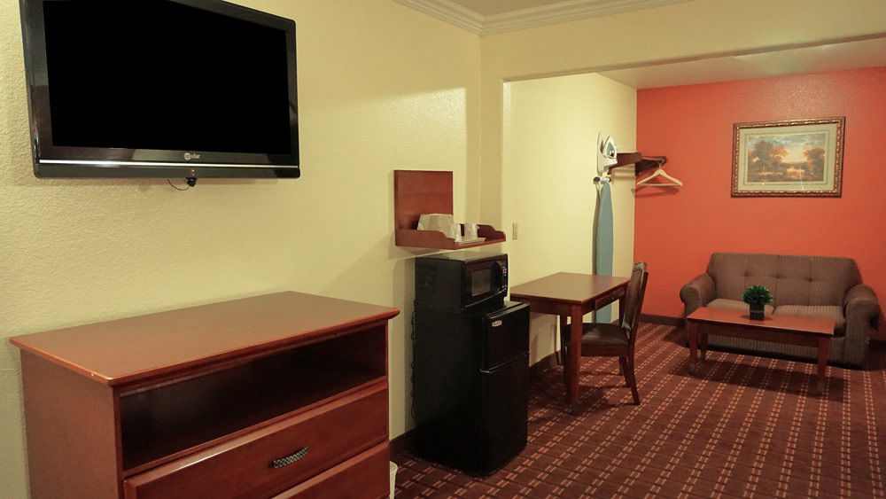 Regency Inn&suites Motel